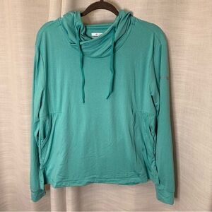 Columbia PFG Hooded Pullover Shirt with pocket, Long sleeve Size M